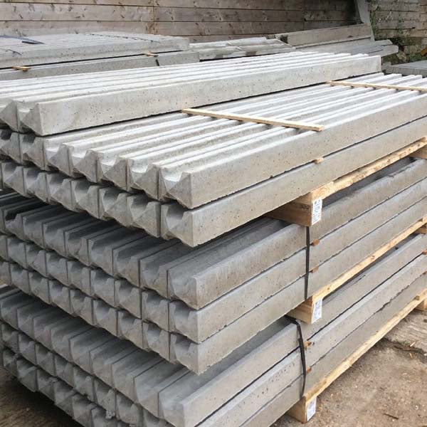 Wet-cast concrete post with smooth surface finish
